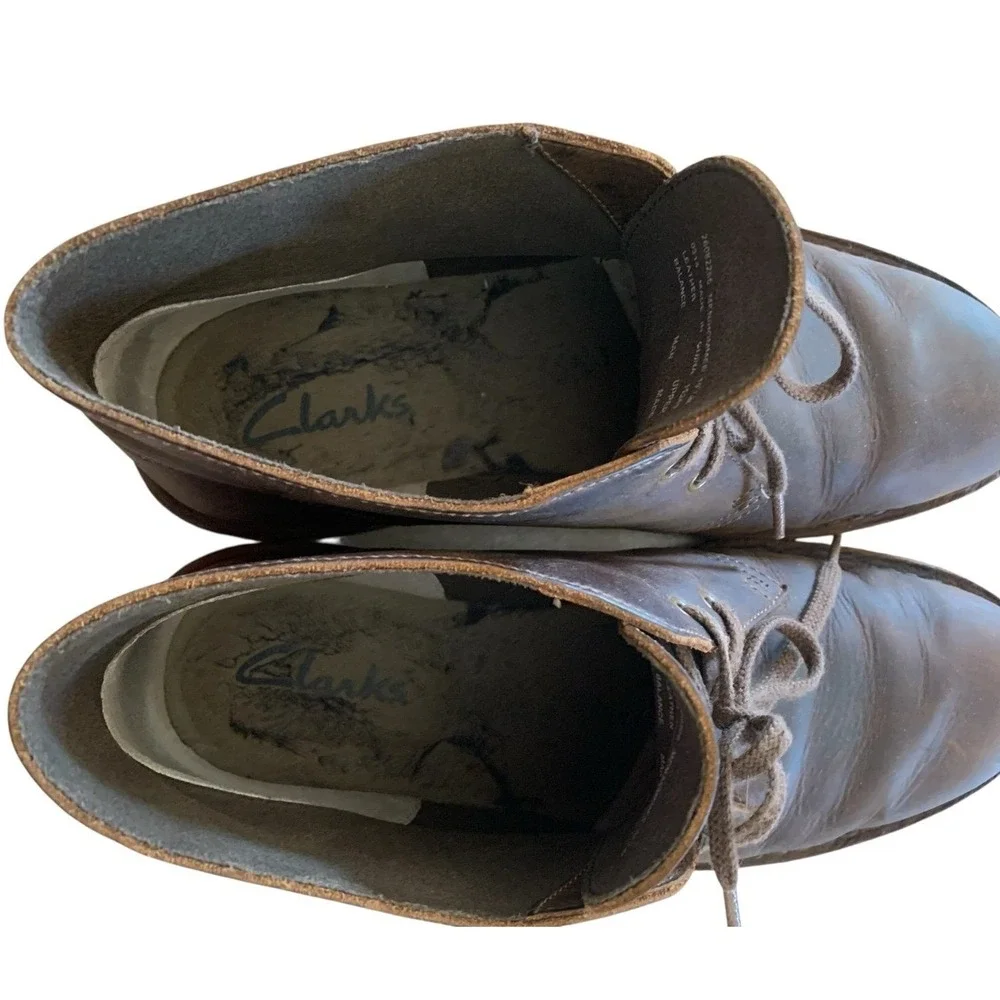 Clarks Desert Boots Mens 10.5 Brown Leather Dark Academia Rugged‎ Gorpcore